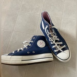 Converse platform blue like new